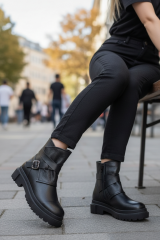 Hakiki Deri Kadın Bot