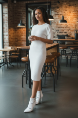 Kadın Aksesuarlı Topuklu Deri Bot